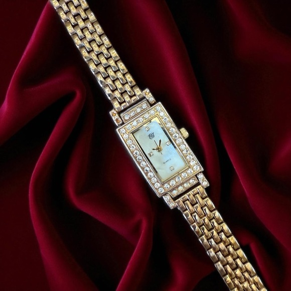 Vintage EJ Sparkling Women's Wristwatch - Picture 2 of 11
